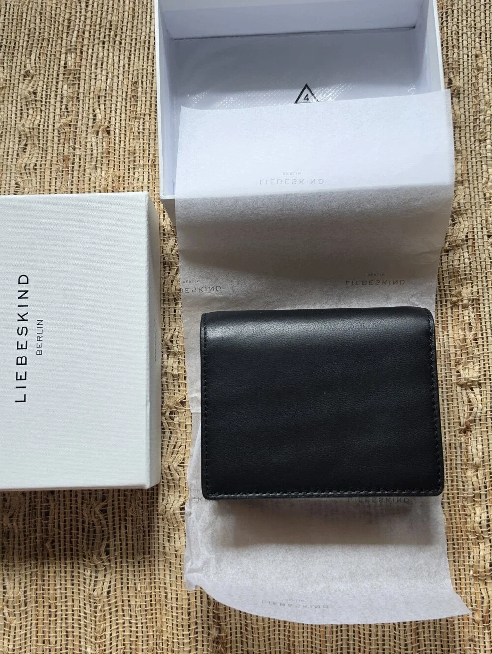 LIEBESKIND Berlin Thea Genuine Leather Wallet M Tokyo Sheep Black $98 NEW NIB